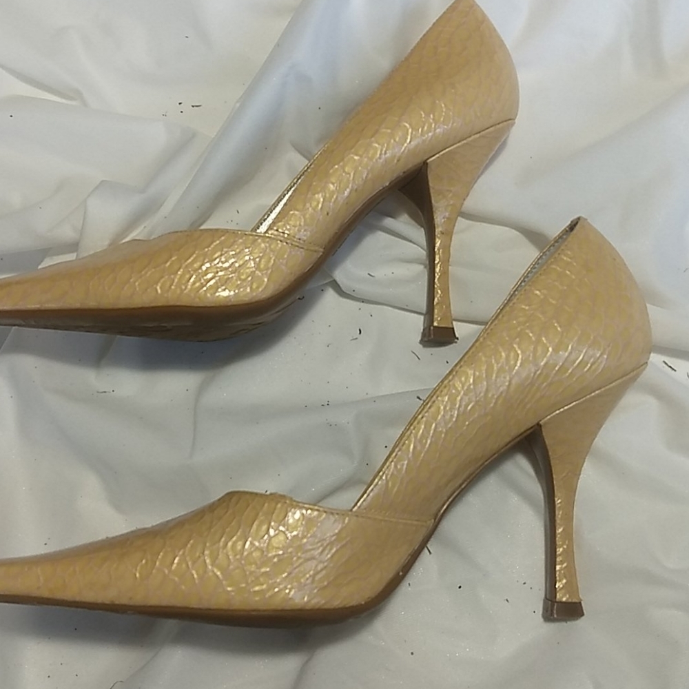 Bcbgirls Cream Snakeskin Leather Pumps Shoes - Picture 7 of 9